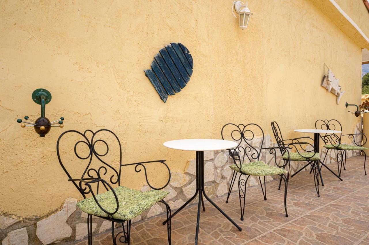 Finca Bilou Aigues Luaran gambar